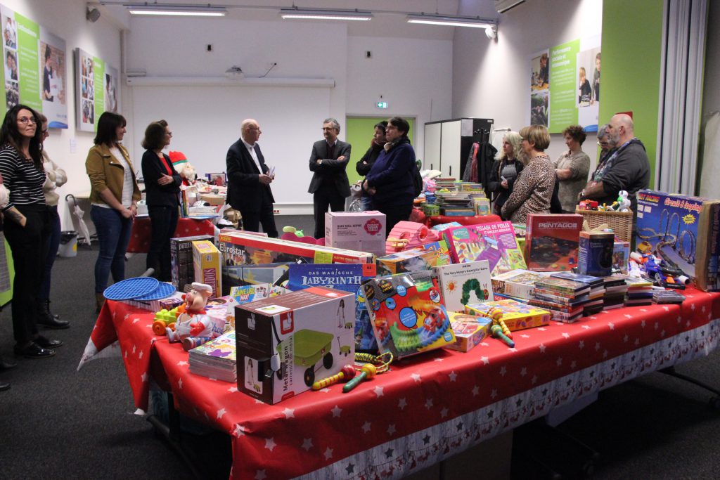 Collecte de jouets par le Réseau APA